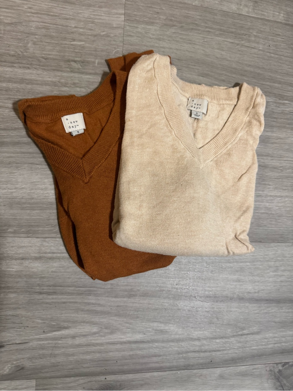 A New Day V-Neck Long Sleeve Sweater Bundle Beige & Rust Brown Size S 2pc Set